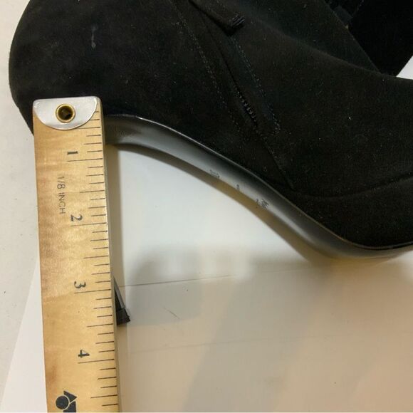 Yves Saint Laurent Paris Black Suede zip Booties Size 37.5 - Picture 16 of 16